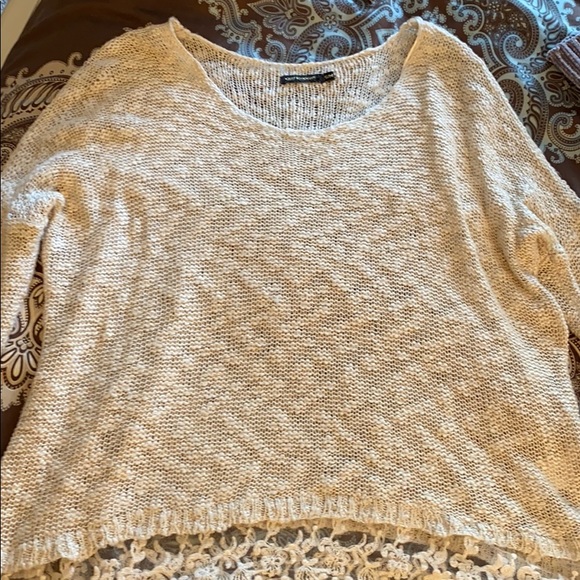 LF Sweater - Picture 2 of 4